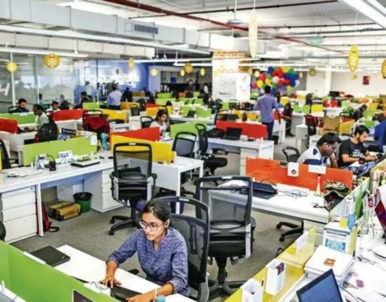 Indias IT Sector Navigates