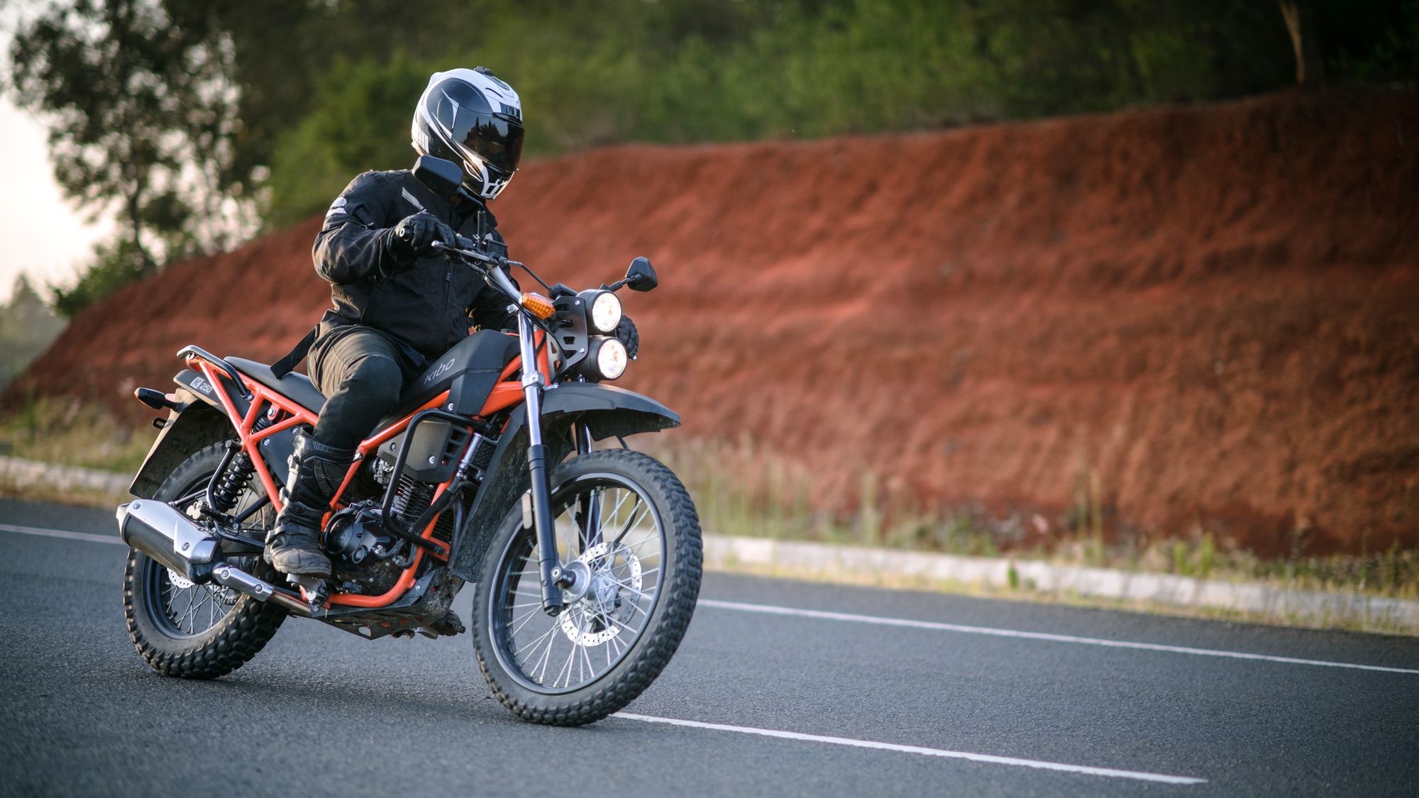 Kibo Africa Redefines Urban Mobility with Kibo 250R Motorcycle: Features, Efficiency, and Impact